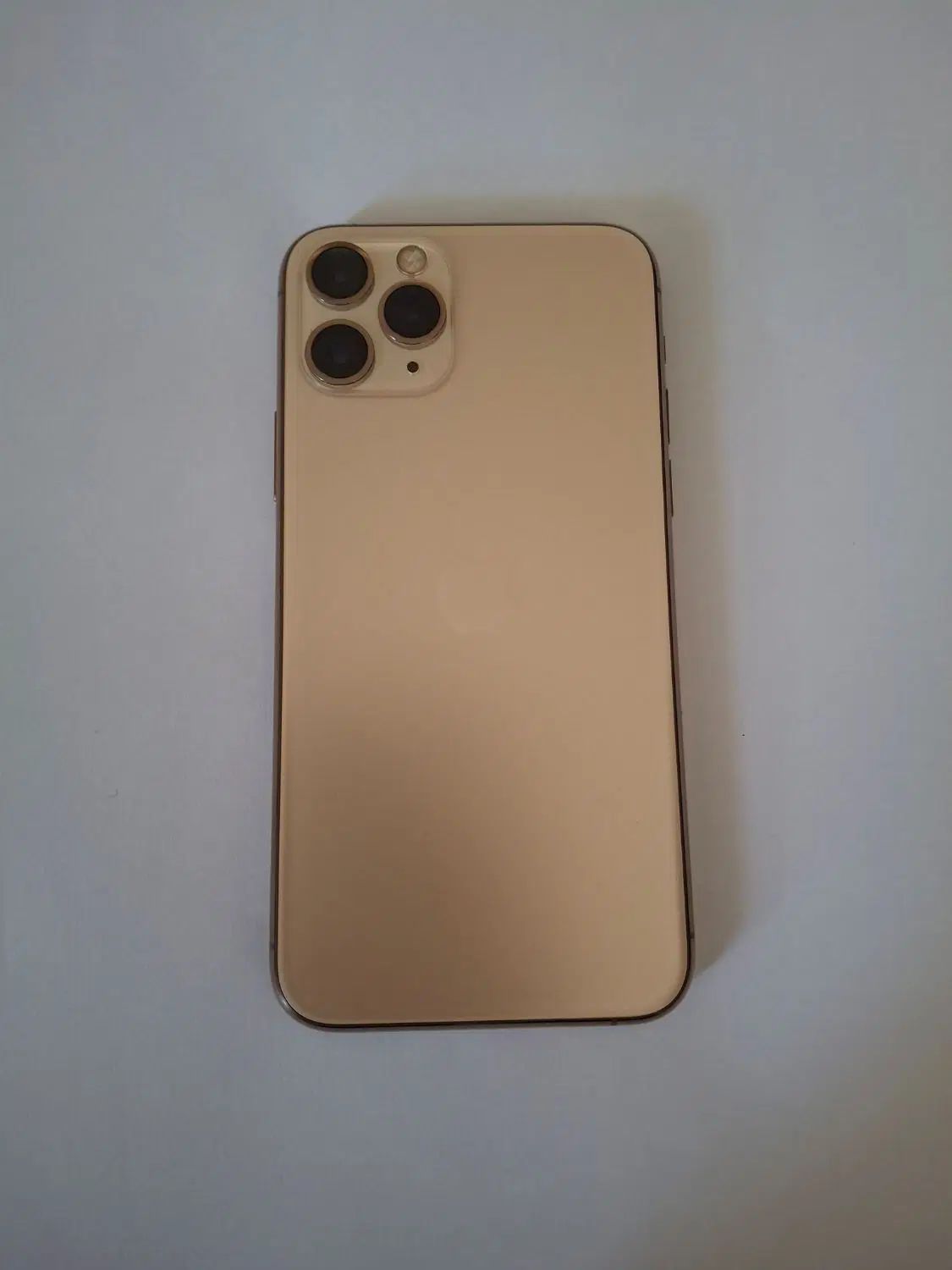 اپل iPhone 11 Pro با حافظهٔ ۶۴ گیگابایت تمیز|موبایل|مشهد, دانشجو|دیوار