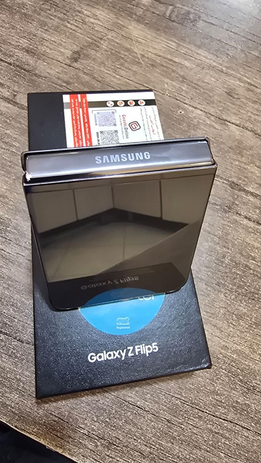 سامسونگ Galaxy Z Flip5 با حافظهٔ ۲۵۶ گیگابایت|موبایل|تهران, بهارستان|دیوار