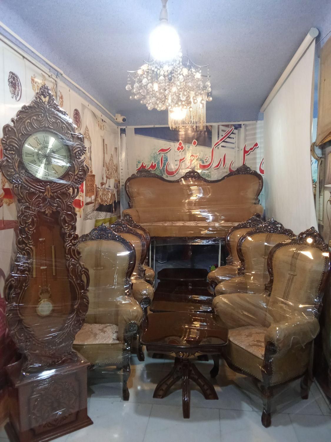 مبلمان..ارگ ۲۰/ درصدتخفیف.|مبلمان خانگی و میز عسلی|مشهد, امام خمینی|دیوار