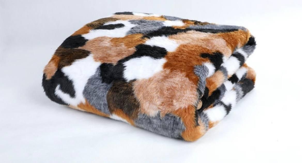 پتو سرای حلما|رختخواب، بالش، پتو|ساوه, |دیوار