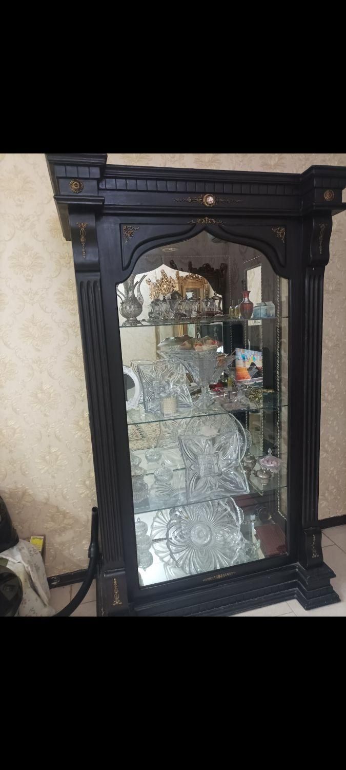 بوفه چوبی|بوفه، ویترین، کنسول|فردیس, منظریه|دیوار