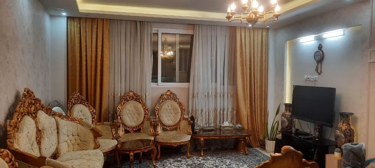 ۷۰متر آپارتمان/۲خ/خ مولوی/فول سنددار دوکله نور|فروش آپارتمان|اصفهان, پوریای ولی|دیوار
