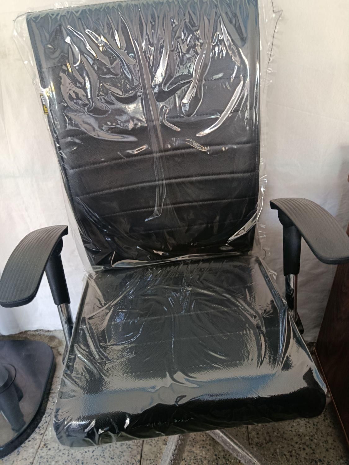 میز و صندلی های affice|مبلمان اداری|ارومیه, |دیوار