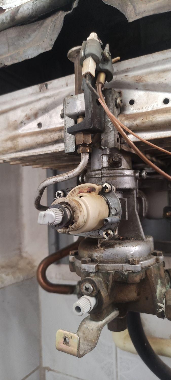 خدمات فنی و تعمیرات لوازم خانگی نوری|خدمات پیشه و مهارت|سهند, |دیوار