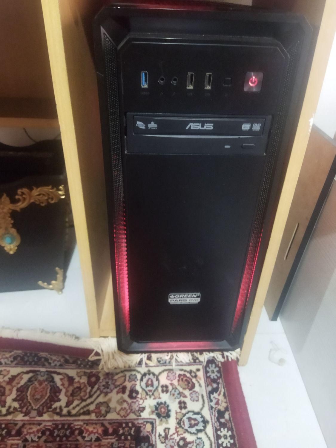 pcخانگی|رایانه رومیزی|هشتگرد, |دیوار