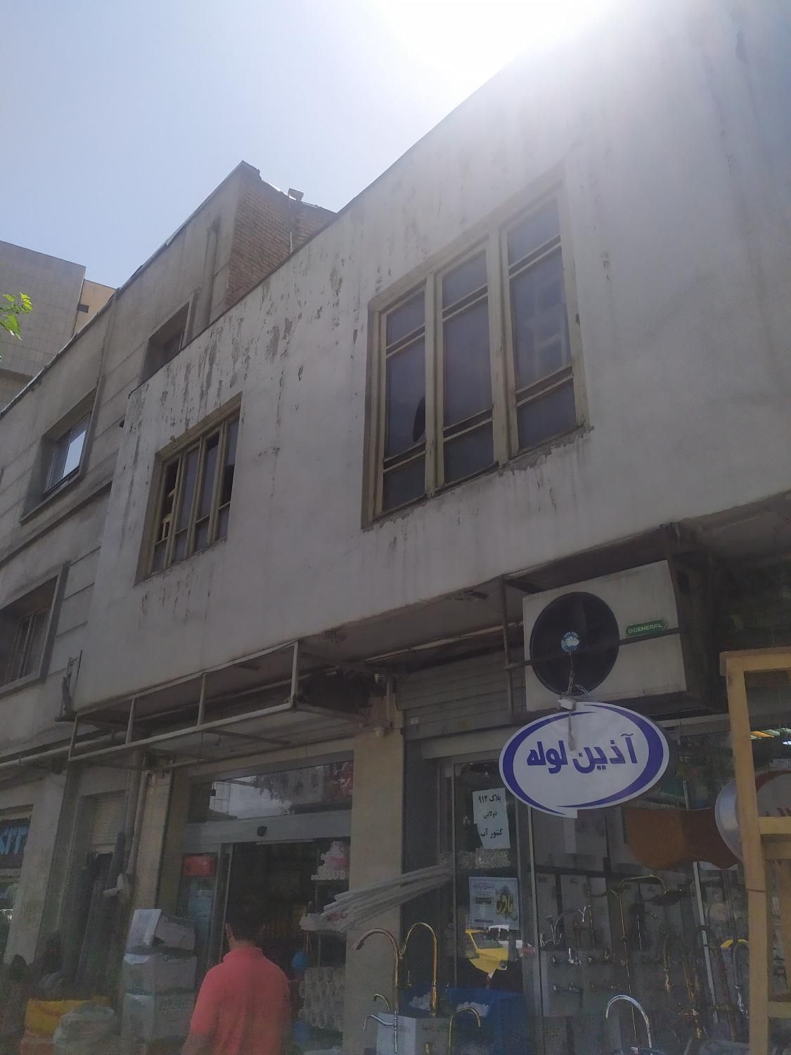 فروش سرقفلی ملک تجاری در بازار روبروی دادگستری|فروش مغازه و غرفه|تهران, سنگلج|دیوار