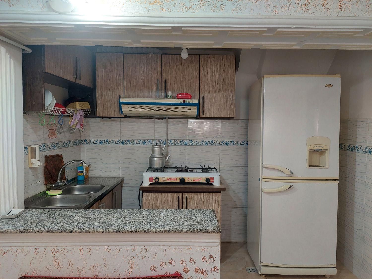 اجاره روزانه/هفتگی/ماهانه آپارتمان ۵۰ متری در عینک|اجارهٔ کوتاهمدت آپارتمان و سوئیت|رشت, عینک|دیوار