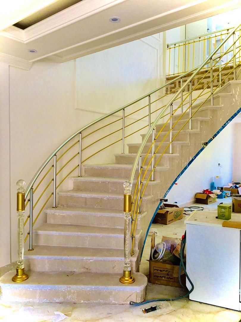 نرده استیل -چوبی- پلیمری-ضد زنگ وایمن|خدمات پیشه و مهارت|خرمآباد, |دیوار