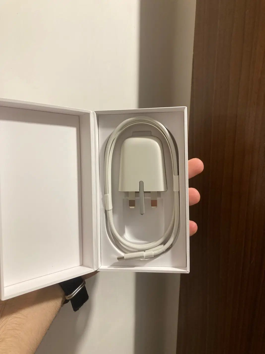 IQOS Iluma One - ایکاس ایلوما وان با آداپتور اصلی|زیورآلات و اکسسوری|رشت, گلسار|دیوار