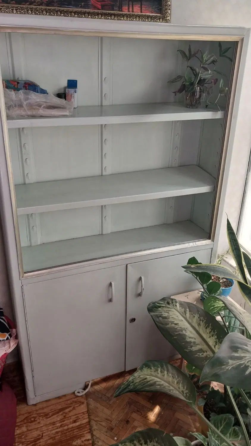 کتابخانه فلزی|کتابخانه، شلف، قفسه‌های دیواری|کرج, دهقان ویلا|دیوار