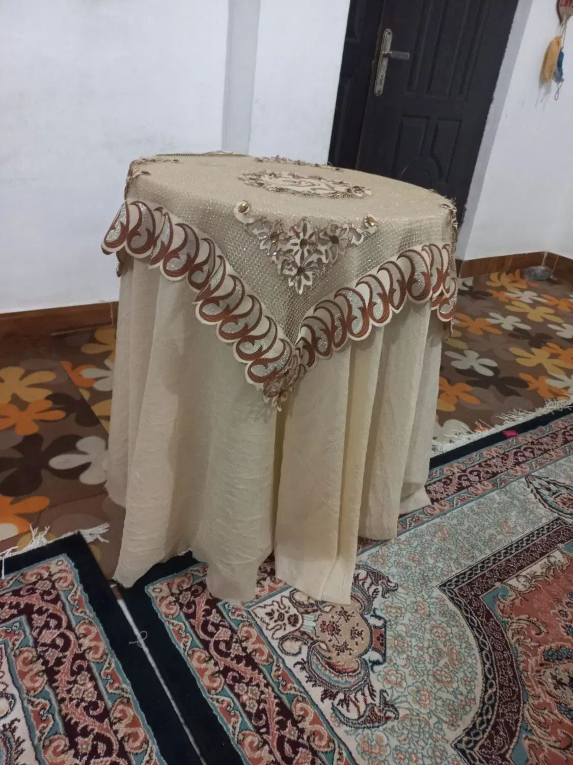 میزخاطره همراه بارومیزی بلندورومیزی کوتاه توری|مبلمان خانگی و میز عسلی|گالیکش, |دیوار