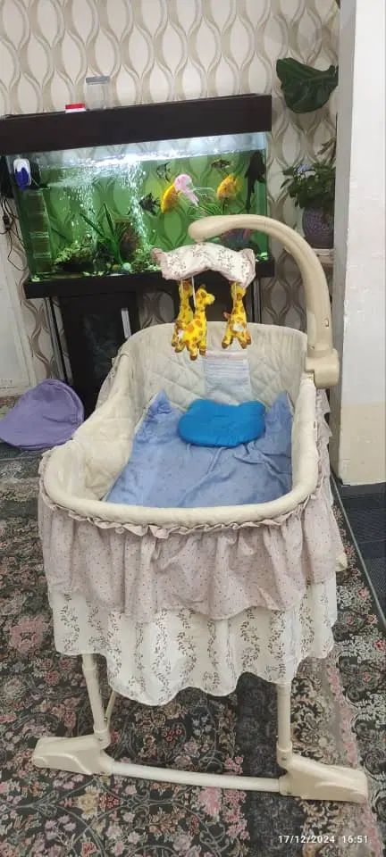 گهواره کودک|اسباب و اثاث بچه|تهران, خاک سفید|دیوار