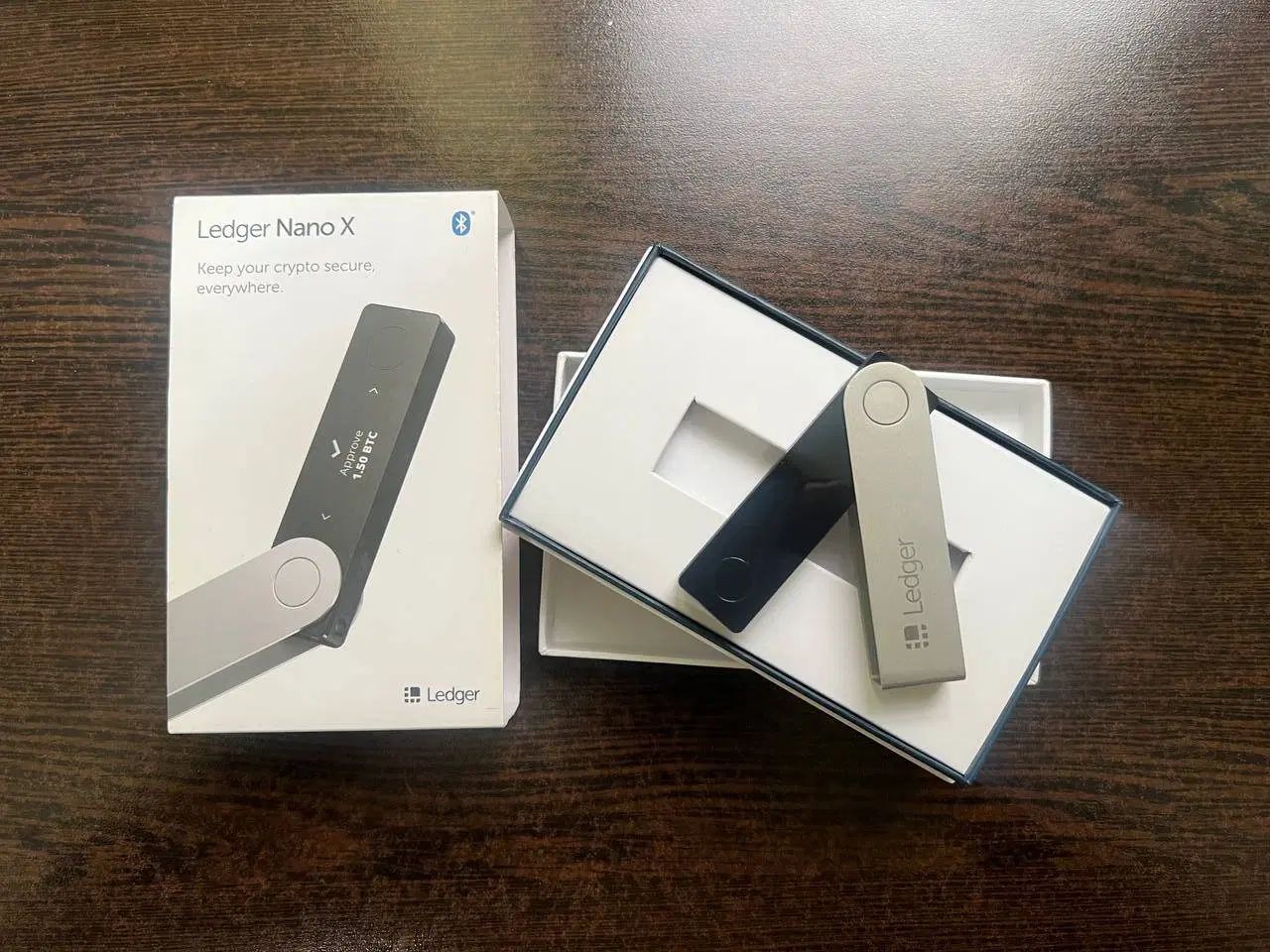 کیف پول سخت افزاری برند Ledger Nano X|قطعات و لوازم جانبی رایانه|تهران, فدک|دیوار