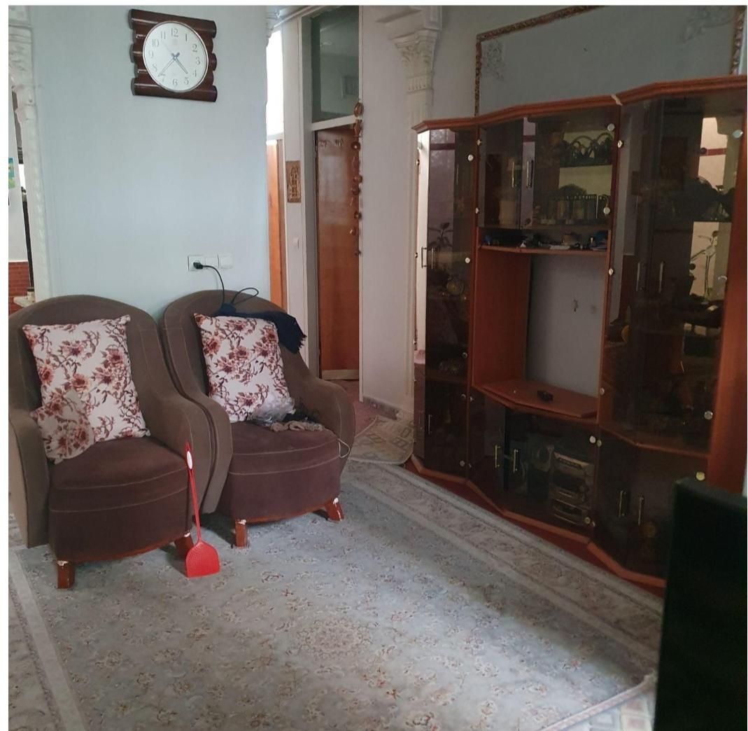 فروش /تهاتر خانه ویلایی ۳۰۰ متری/درب دوم/ عرض۱۰|فروش خانه و ویلا|شیراز, طلاب|دیوار