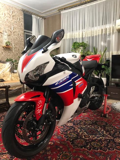 Cbr1000 2009 سی بی ار|موتورسیکلت|تهران, دولت‌آباد|دیوار