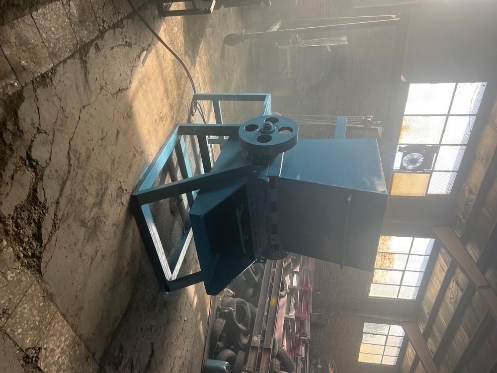 کوکپیت پرس کن|ماشینآلات صنعتی|یاسوج, |دیوار