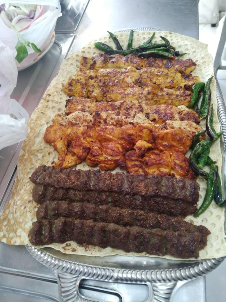 کباب زن حرفه ای هستم|خدمات پذیرایی، مراسم|شیراز, خلیلی|دیوار