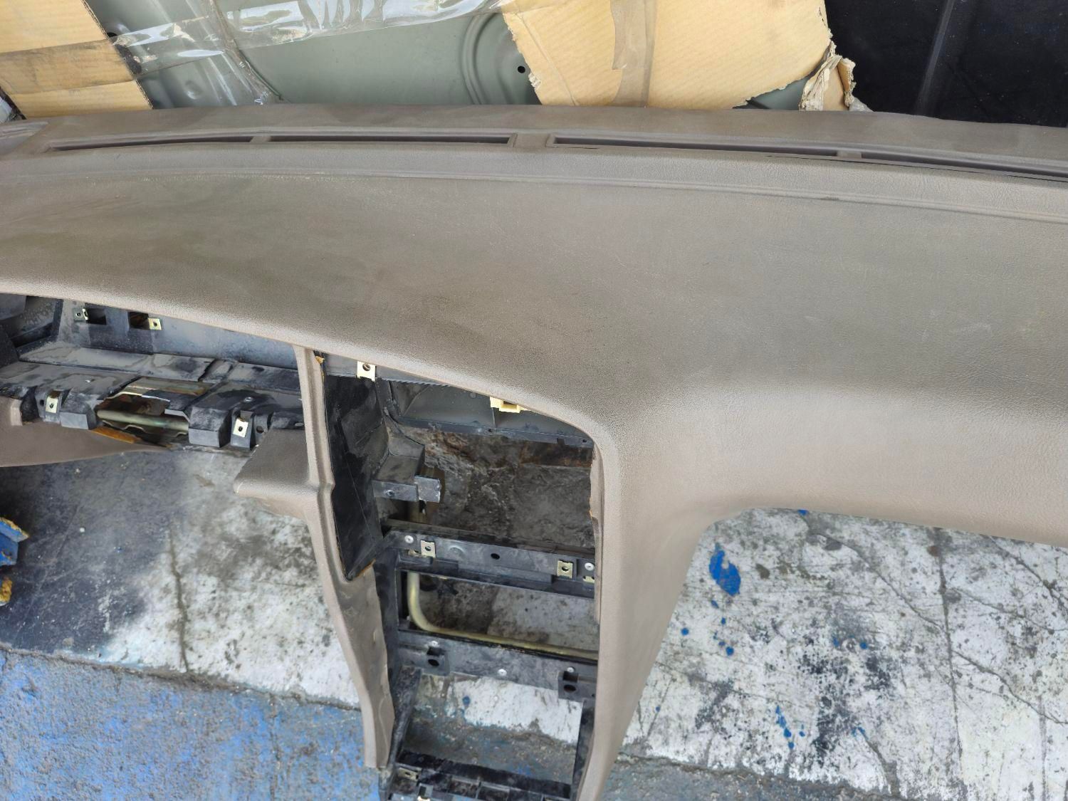 عرضه کلیه قطعات دکوراسیون داخلی خودرو های ایرانی|قطعات یدکی و لوازم جانبی|شیراز, کوزه گری|دیوار