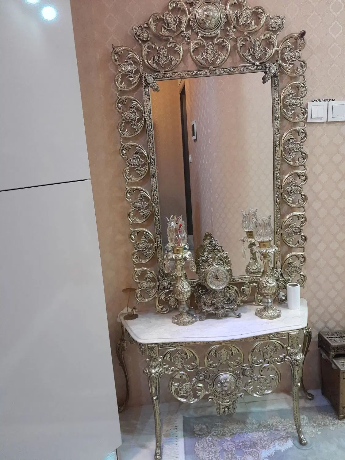 ساعت ایستاده وآینه وکنسول طرح برنزدرحدنو|بوفه، ویترین، کنسول|کرج, میدان میوه و تره بار مرکزی|دیوار