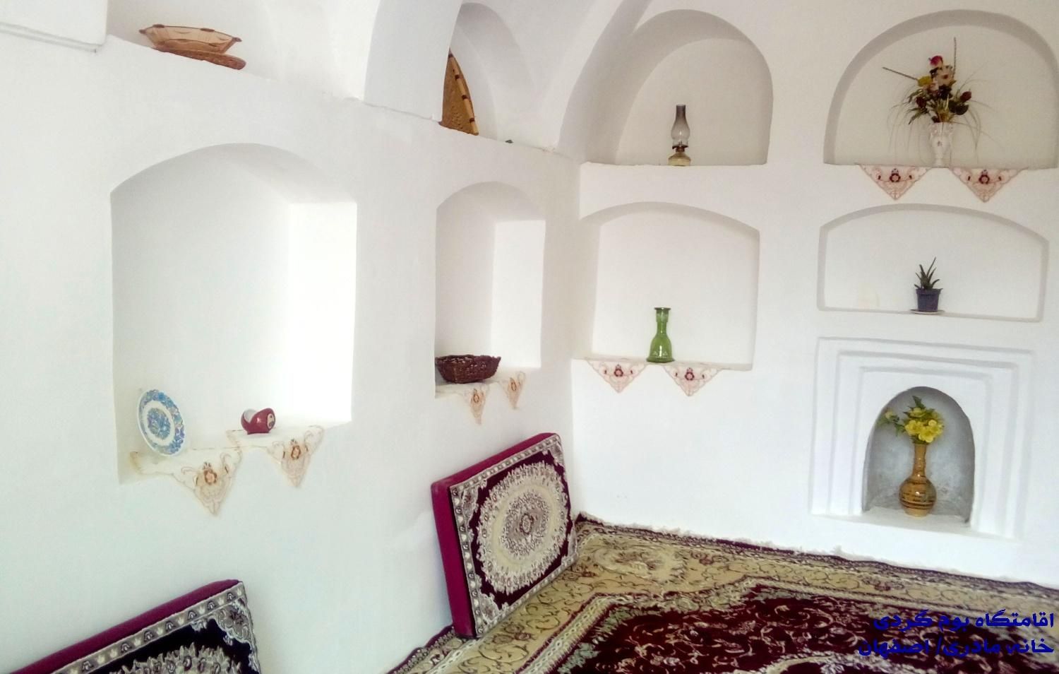 اجاره روزانه سوییت در اقامتگاه بومگردی|اجارهٔ کوتاه‌مدت آپارتمان و سوئیت|نجف‌آباد, |دیوار