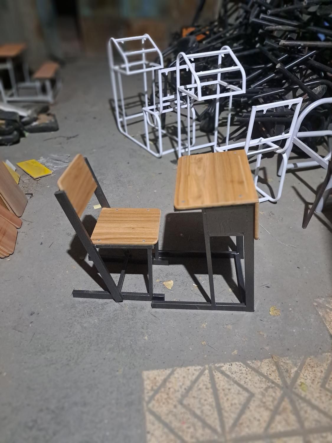 نیمکت تحصیلی منفصل/صندلی تحصیلی|صندلی و نیمکت|مشهد, خواجه ربیع|دیوار