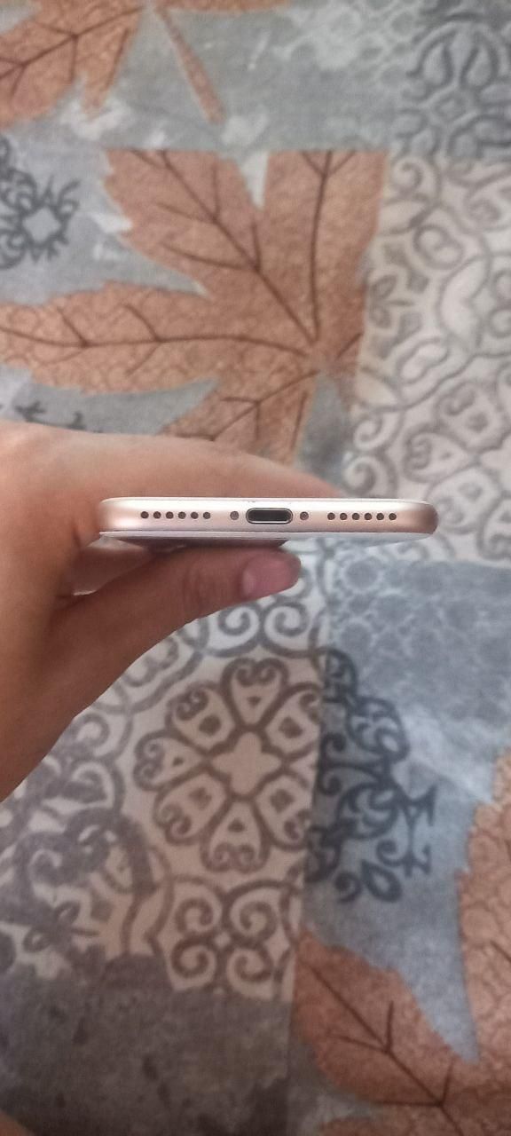 اپل iPhone 8 با حافظهٔ ۶۴ گیگابایت|موبایل|تهران, دولت‌آباد|دیوار