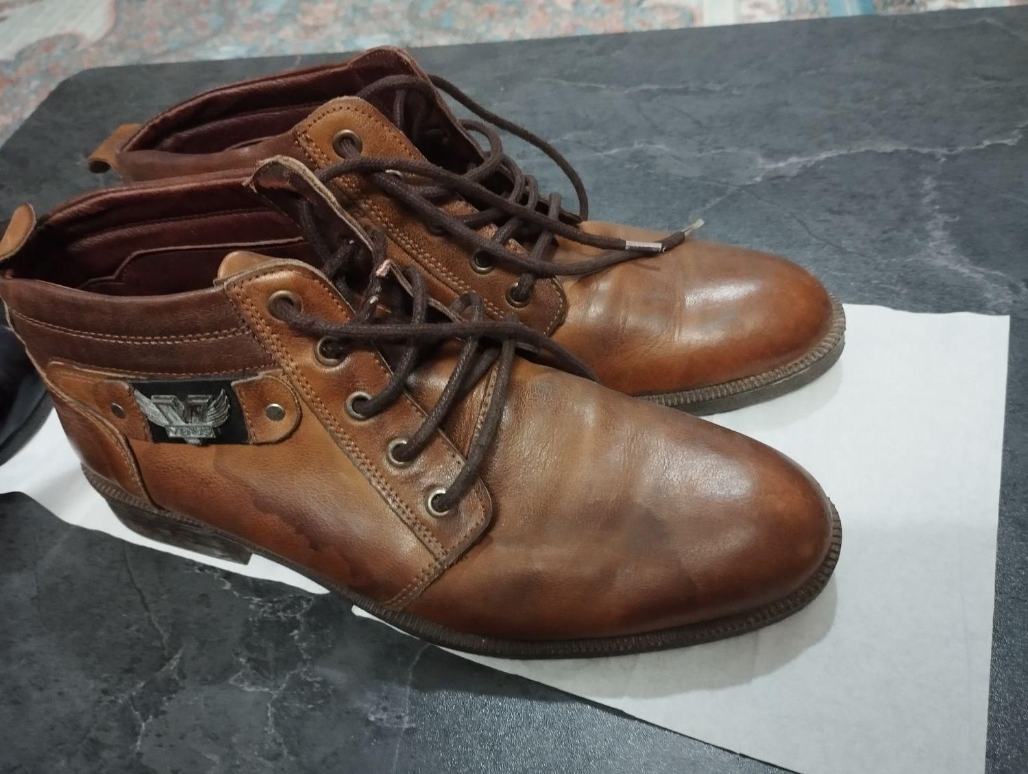 کفش بوت چرم طبیعی سایز۴۰|کیف، کفش، کمربند|تهران, نعمت‌آباد|دیوار