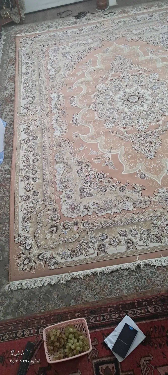 فرش ۱۲متری کاشان گل برجسته دارای بافت گل ابریشمی|فرش|تهران, فلاح|دیوار