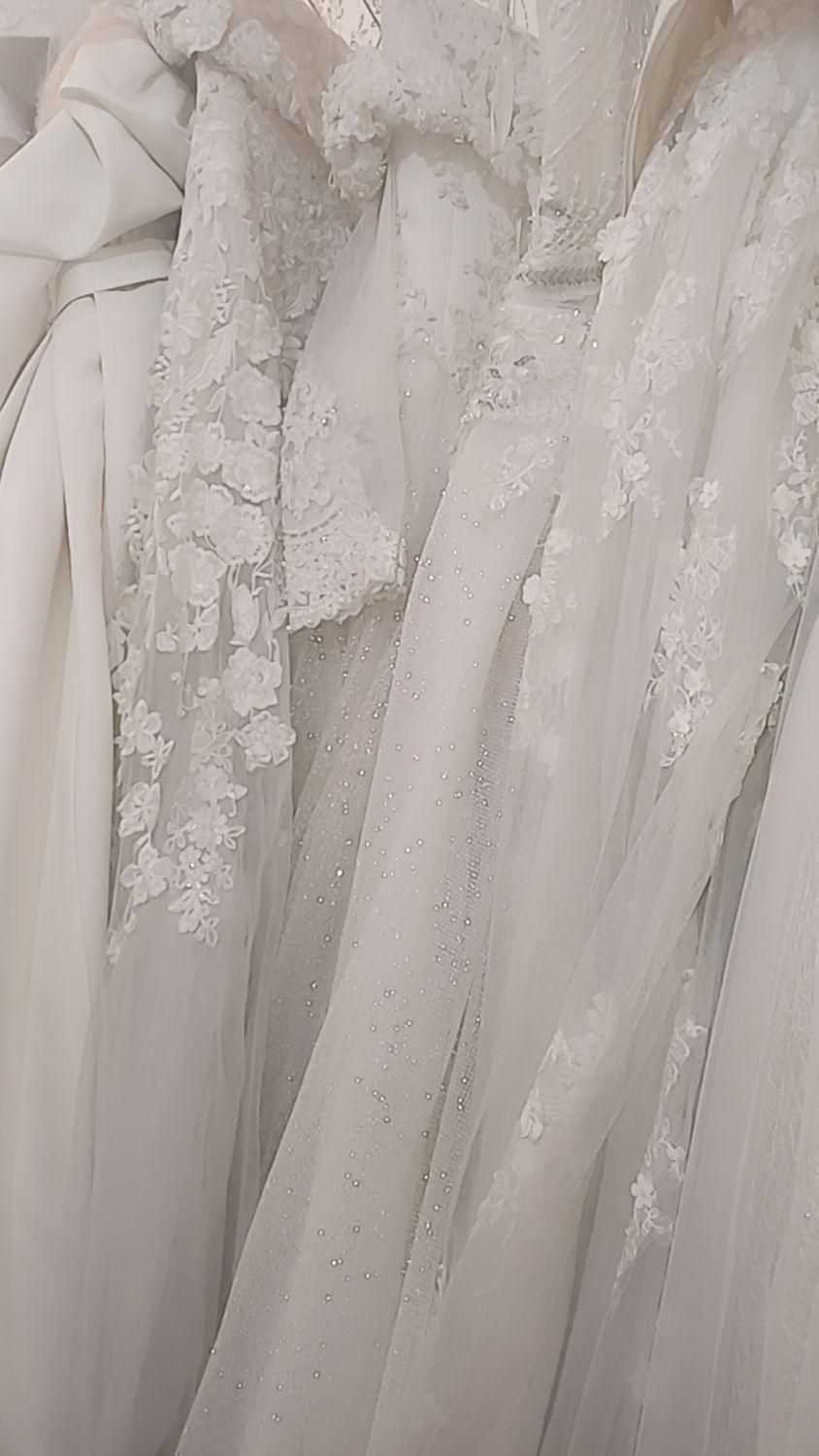 مزون عروس پریا فروش تمام وسایل مزون قیمت توافقی|لباس|مرودشت, دولت آباد|دیوار