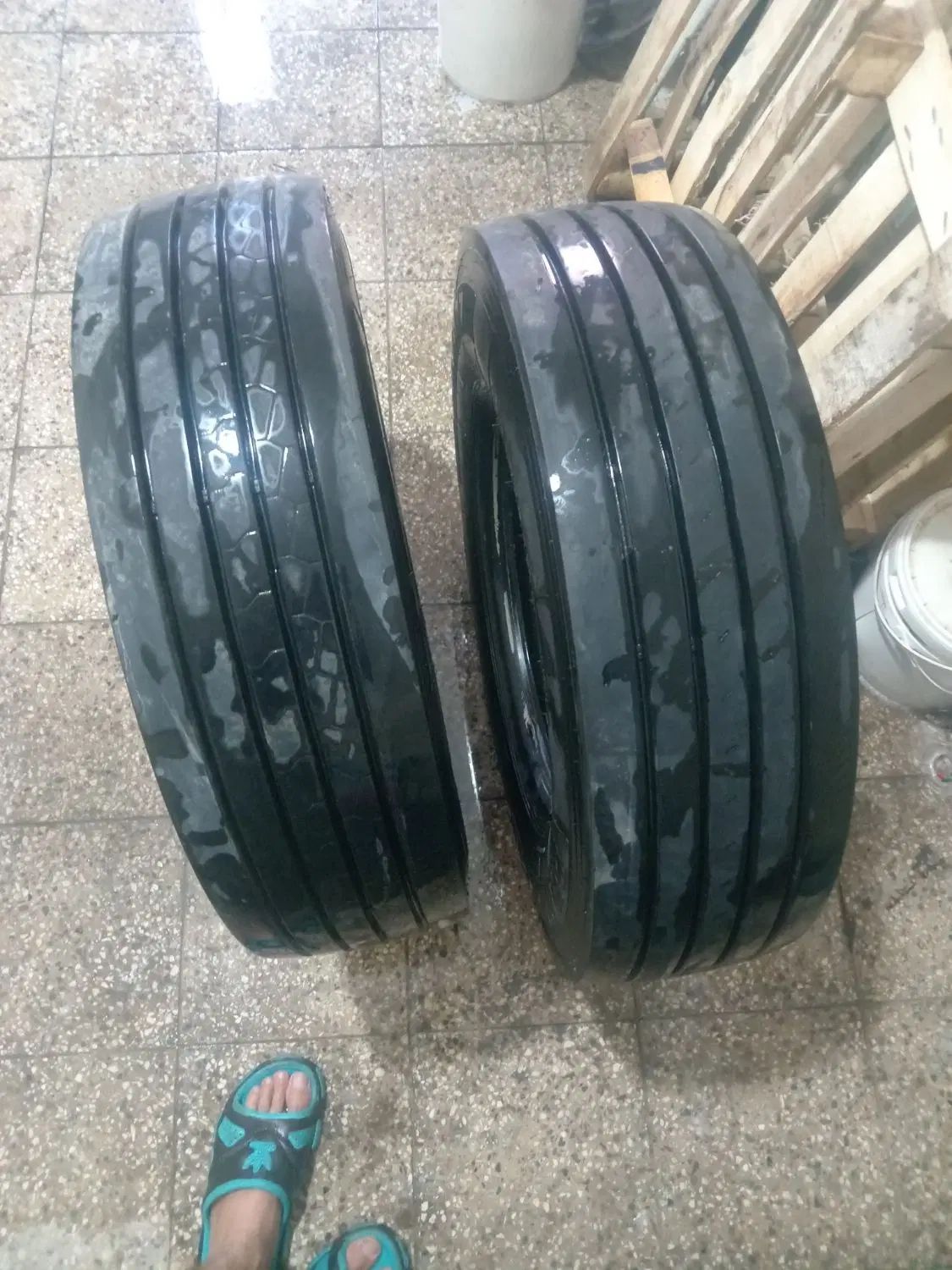 لاستیک نیسان|قطعات یدکی و لوازم جانبی|اصفهان, بهارستان|دیوار