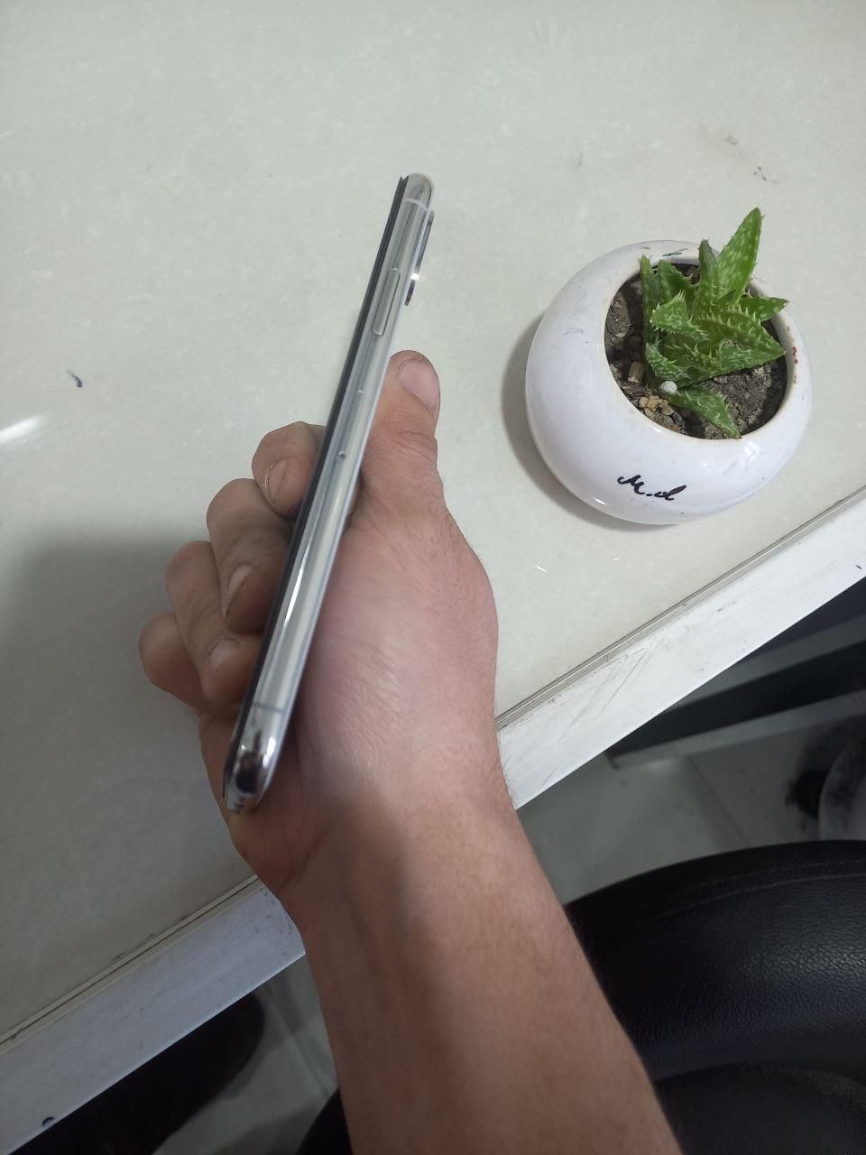 اپل iPhone X با حافظهٔ ۲۵۶ گیگابایت|موبایل|دامغان, |دیوار