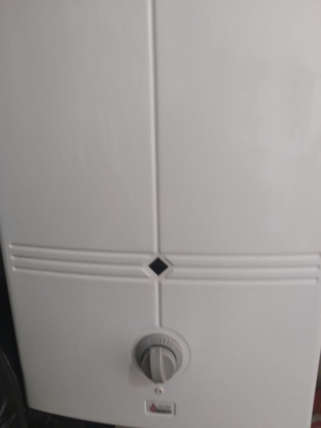 خریدوفروش آبگرمکن دیواری بوتان|آبگرمکن، پکیج، شوفاژ|ارومیه, |دیوار