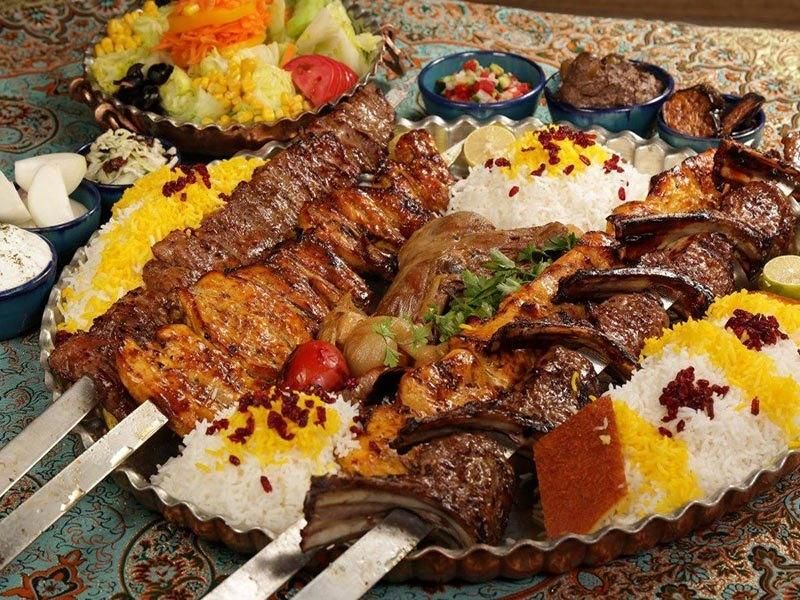 استخدام کمک آشپز ایرانی حرفه‌ای|استخدام خدمات فروشگاه و رستوران|تهران, شهران جنوبی|دیوار