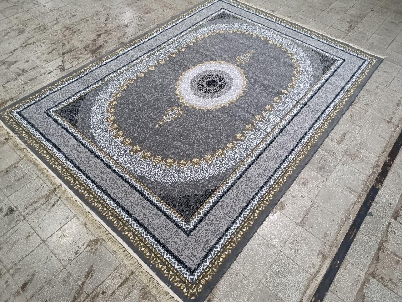 فروش فرش و تابلو فرش به علت تغییر شغل|فرش|مرند, |دیوار