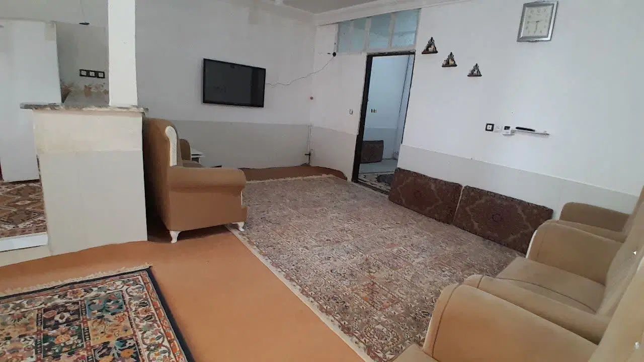 منزل ویلایی باصفا جهت زوار|اجارهٔ کوتاه‌مدت آپارتمان و سوئیت|مشهد, سجادیه|دیوار