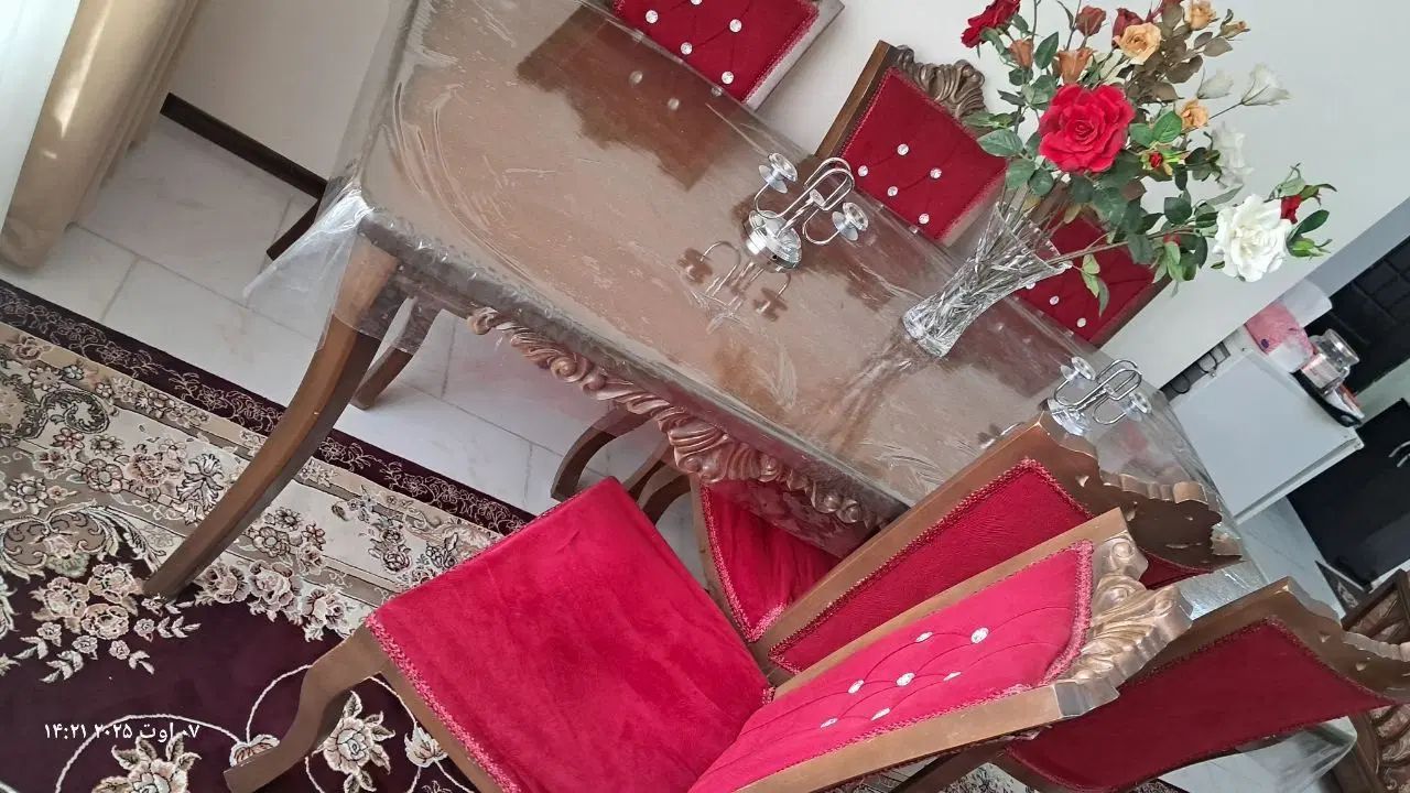 مبلمان راحتی مدل خورشیدی و میز ناهار خوری سالم|مبلمان خانگی و میز عسلی|پردیس, فاز ۱۱|دیوار