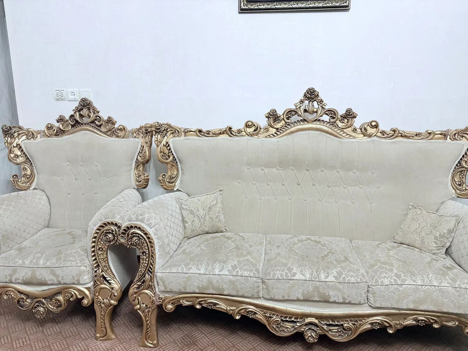 یک دست مبل هفت نفره سالم  بدون عسلی ۱۲ملیون|مبلمان خانگی و میز عسلی|گلپایگان, |دیوار