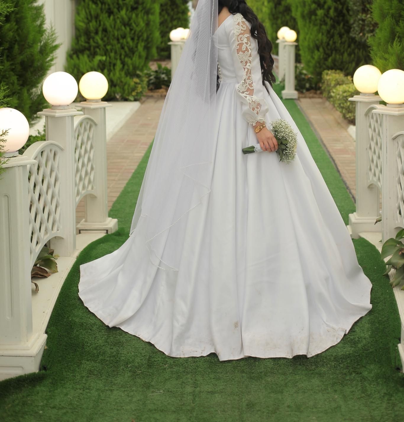 لباس عروس ساتن|لباس|رشت, یخسازی|دیوار