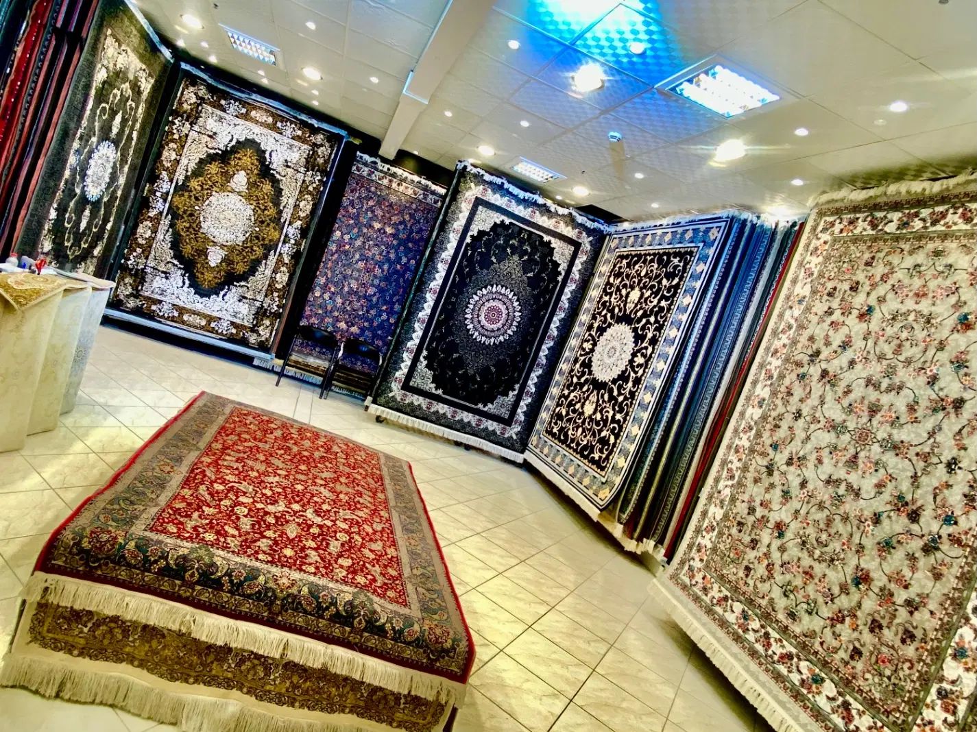 فرش داخل پلاستیک اکبند ۱۲ و ۶ و ۹ متر ست باهم مشهد|فرش|بندر گناوه, |دیوار