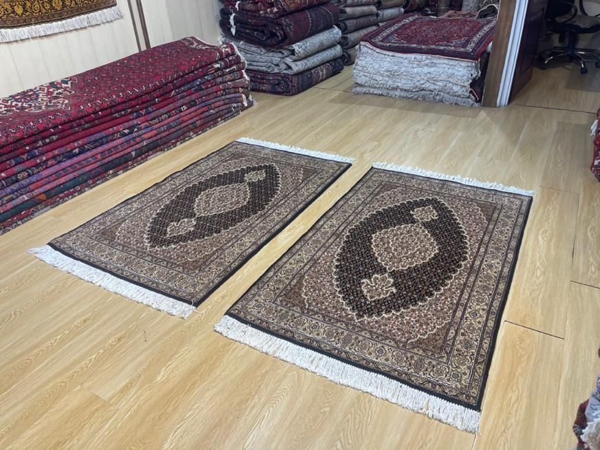 فرش جفت ذرع نیم ماهی سورمه ای|فرش|تهران, سلسبیل جنوبی|دیوار