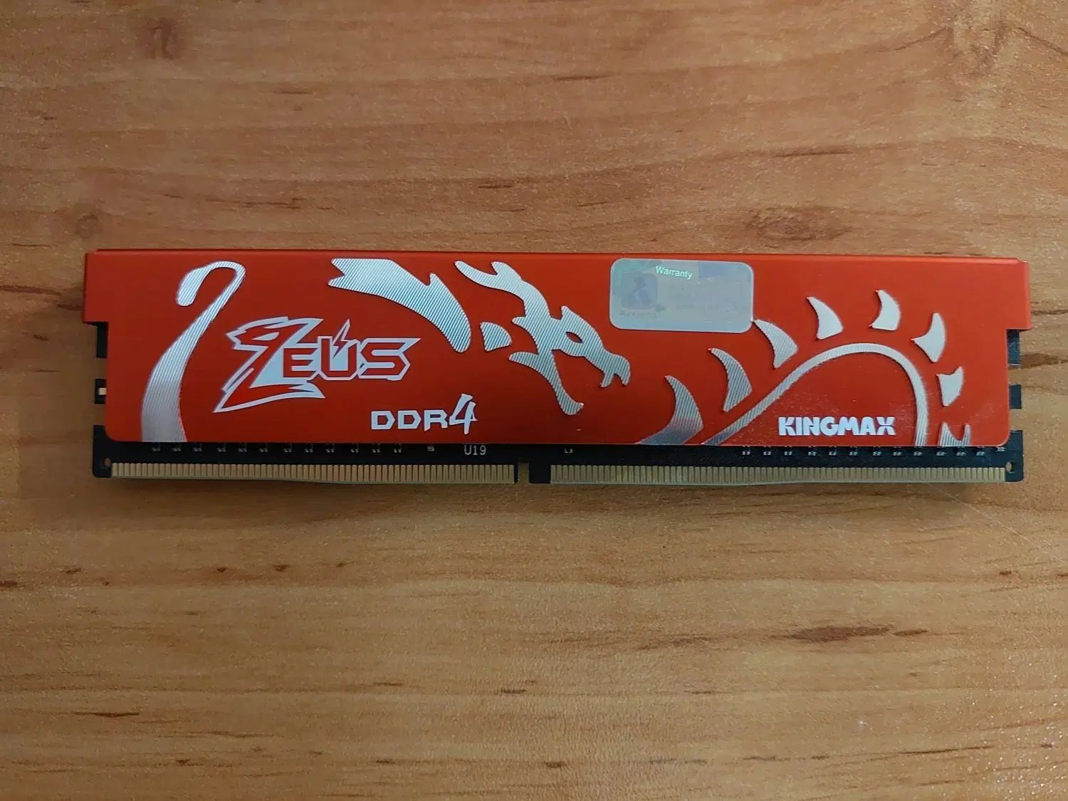 رم DDR4 تک کاناله 3000 مگاهرتز 8 گیگ کینگ مکس|قطعات و لوازم جانبی رایانه|اصفهان, خواجو|دیوار