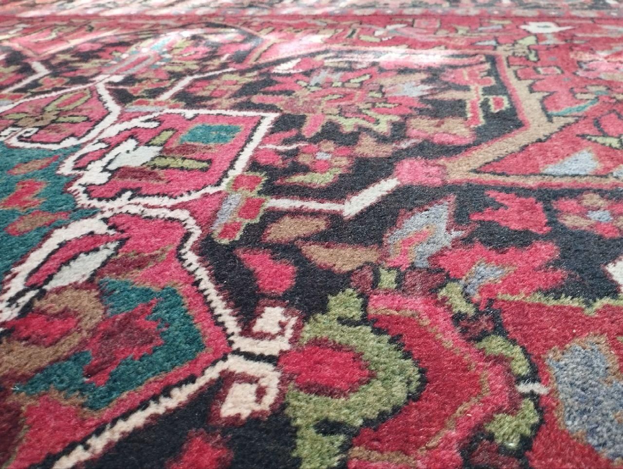 فرش دستبافت مهربان تبریز|فرش|رشت, حومه رشت|دیوار