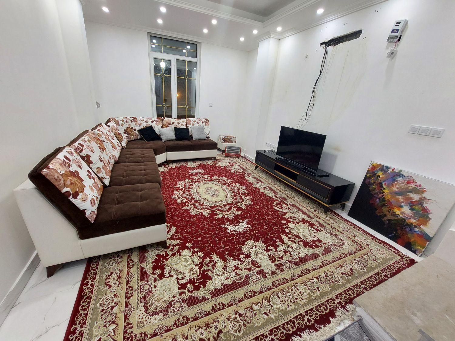 منزل مبله نوساز مستقل سر خیابان اصلی  موقعیت مناسب|اجارهٔ کوتاه‌مدت آپارتمان و سوئیت|بوشهر, |دیوار