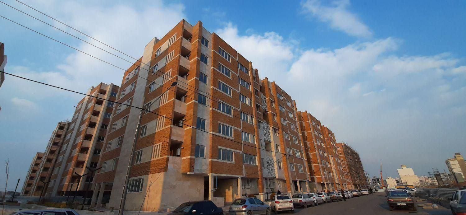 آپارتمان 104 متری / صفر کلید نخورده / وام دار|فروش آپارتمان|مشهد, امیریه|دیوار