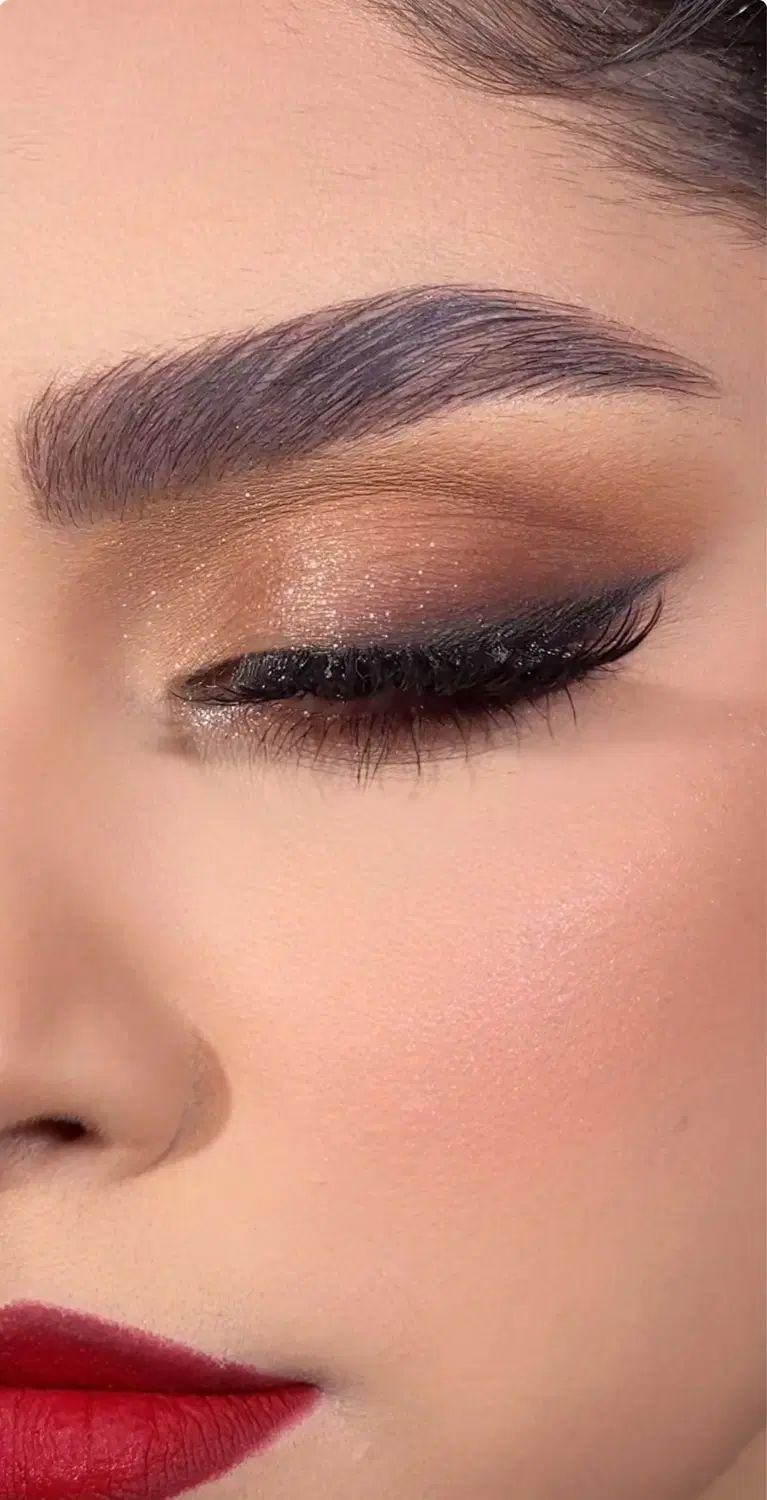 میکاپ تخصصی صورت|خدمات آرایشگری و زیبایی|کرج, کوی زنبق|دیوار