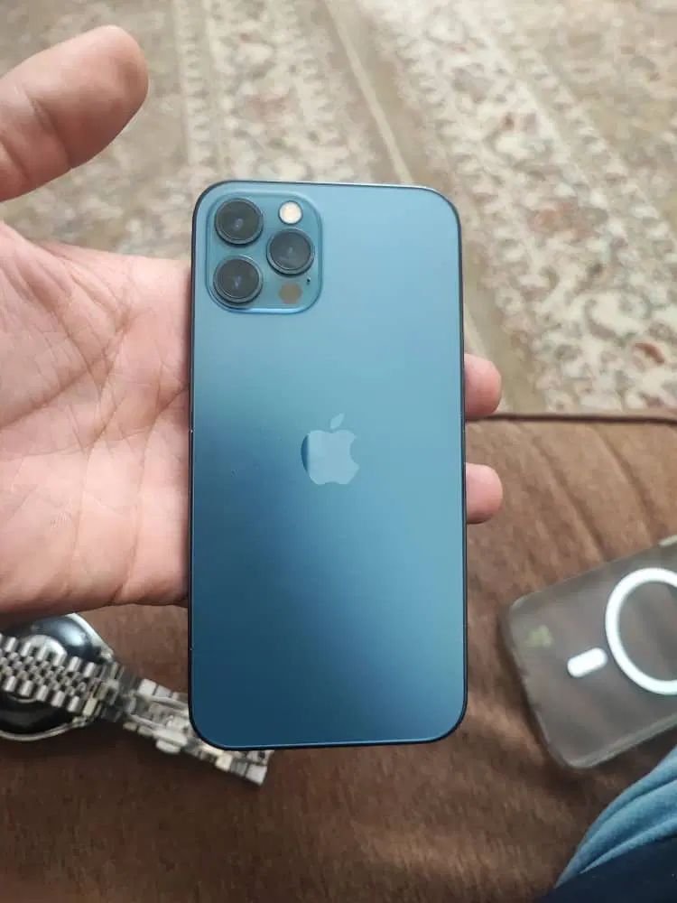 اپل iPhone 12 Pro با حافظهٔ ۲۵۶ گیگابایت|موبایل|تهران, بلورسازی|دیوار