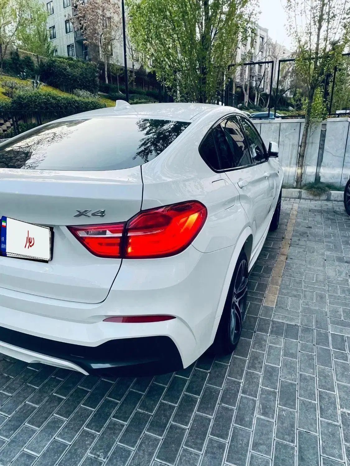 Bmw x4 فول ۶ رادار ۲۰۱۵ بیرنگ بسیار تمیز|خودرو سواری و وانت|تهران, سعادت‌آباد|دیوار