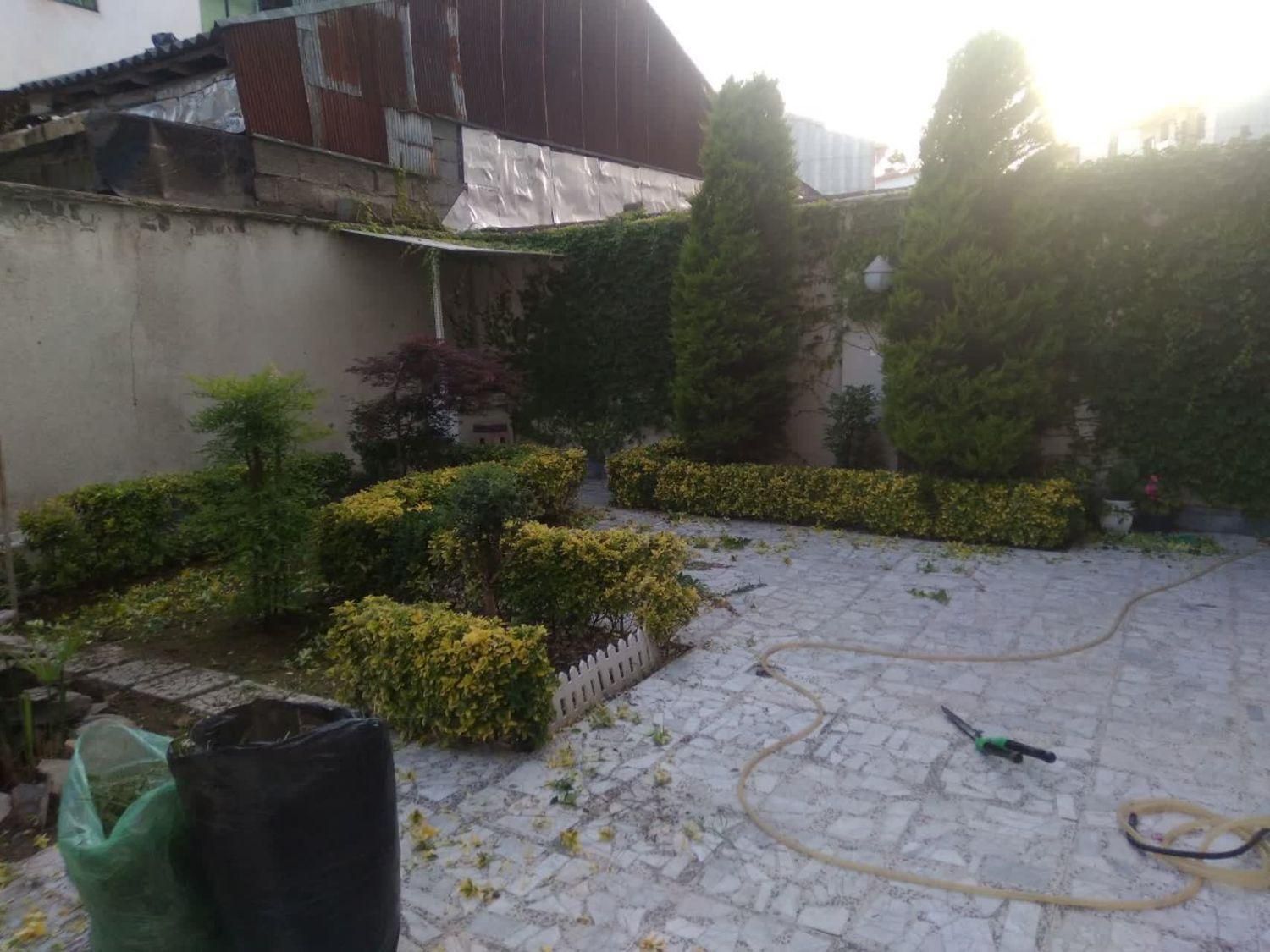 کلیه خدمات باغبانی پذیرفته میشود|خدمات باغبانی و درختکاری|رشت, پل تالشان|دیوار