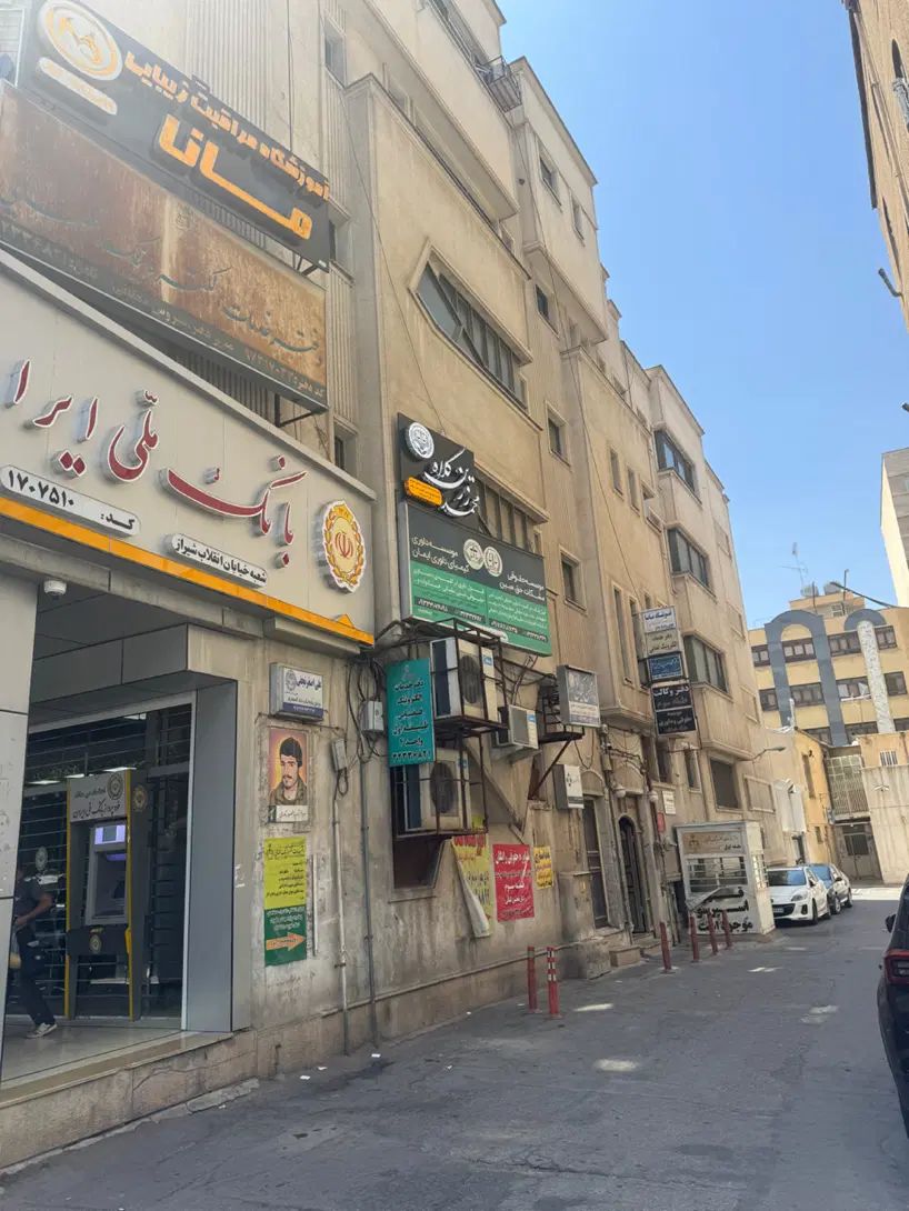 آپارتمان اداری ۱۱۵ متر بر خیابان نادر سند تک برگ|فروش دفتر کار، اتاق اداری، مطب|شیراز, اصلاح‌نژاد|دیوار
