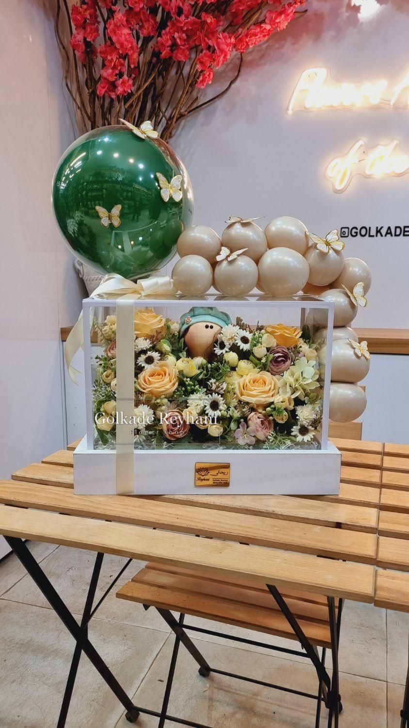 نوزادی مصنوعی شیشه ای|گل مصنوعی|مشهد, هنرور|دیوار